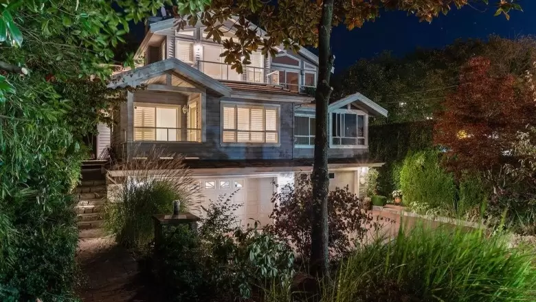 2517 MARINE DRIVE image #1