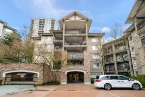 215 9283 GOVERNMENT STREET, Burnaby, BC