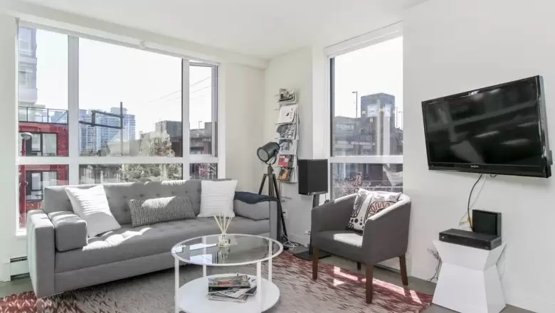 205 189 KEEFER STREET image #1