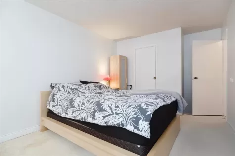 111 3420 BELL AVENUE image #4