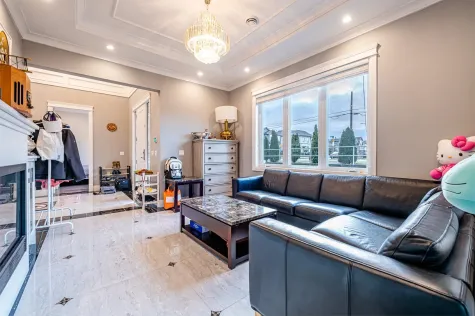 4434 SMITH AVENUE image #1