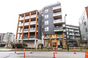 202 3588 SAWMILL CRESCENT, Vancouver East, Vancouver, BC