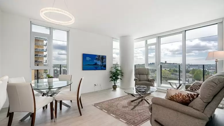 803 1401 HUNTER STREET image #1