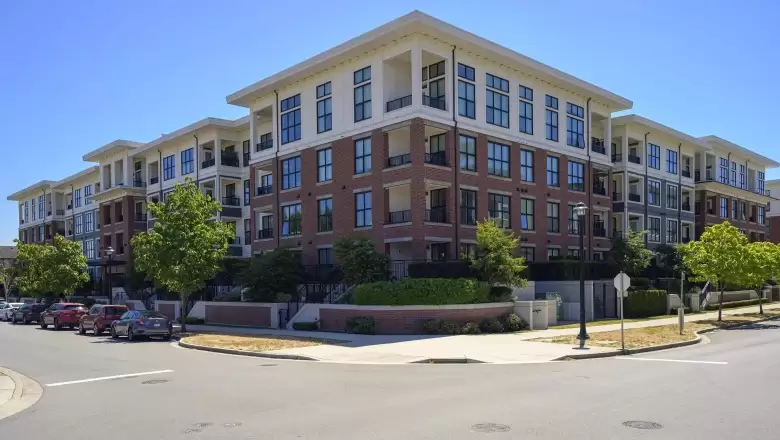 427 9500 TOMICKI AVENUE image #1