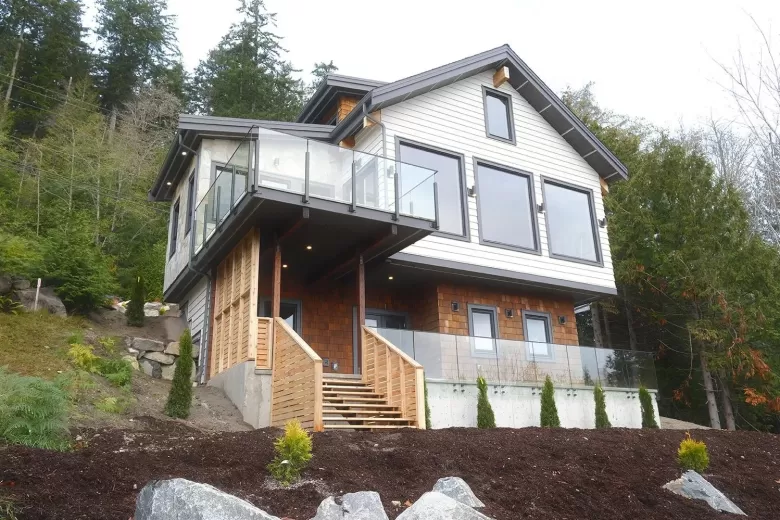 6254 FAIRWAY AVENUE image #1
