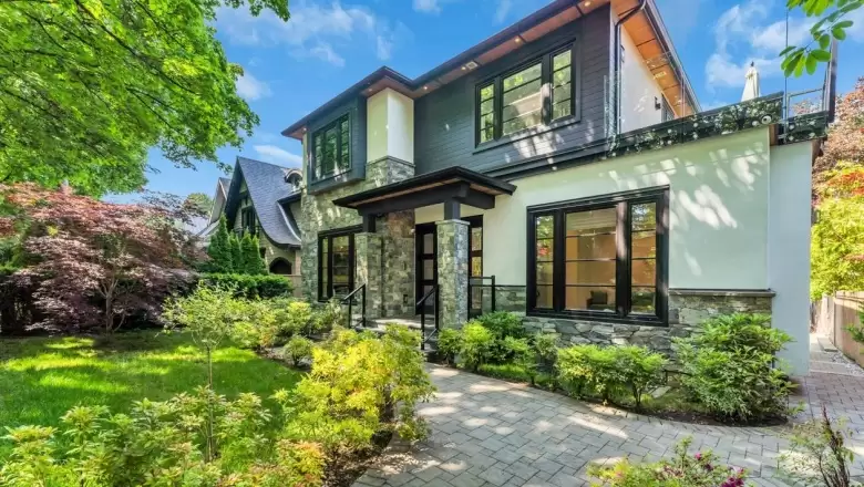 4373 W 11TH AVENUE, Vancouver, BC