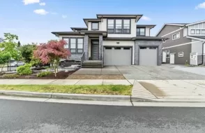 8379 MCTAGGART STREET, Mission, Mission, BC