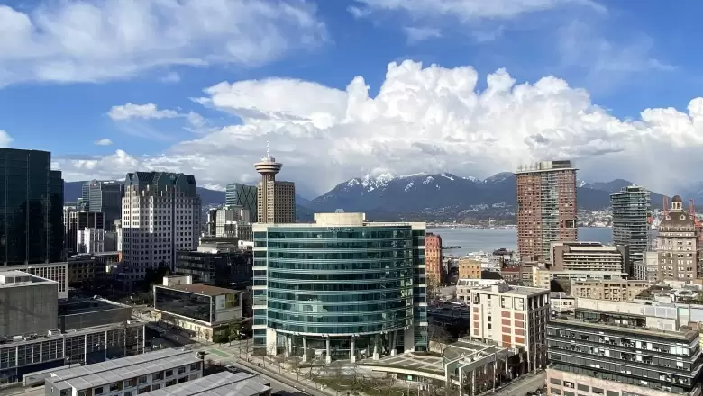 2505 668 CITADEL PARADE, Vancouver, BC