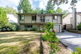 8607 W TULSY CRESCENT CRESCENT, Surrey, Surrey, BC