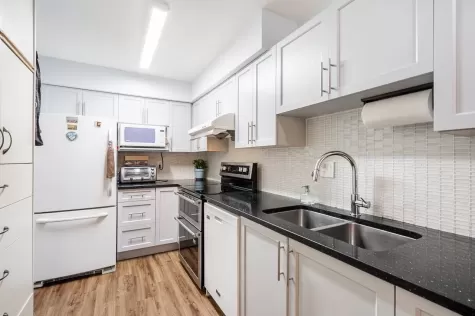 2 8531 BENNETT ROAD image #4