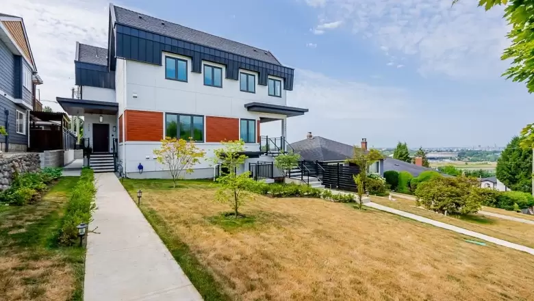 3638 TRINITY STREET, Vancouver, BC