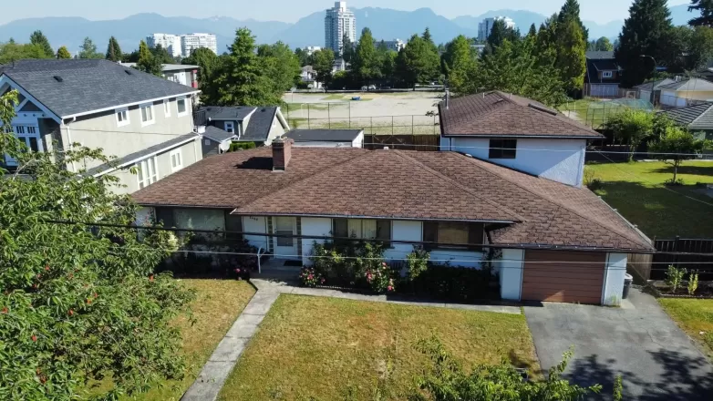 2435 E 38TH AVENUE, Vancouver, BC for sale