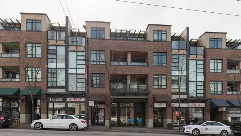 PH20 2150 E HASTINGS STREET image #1