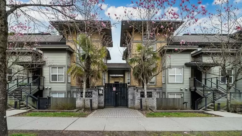 212 4155 CENTRAL BOULEVARD image #1