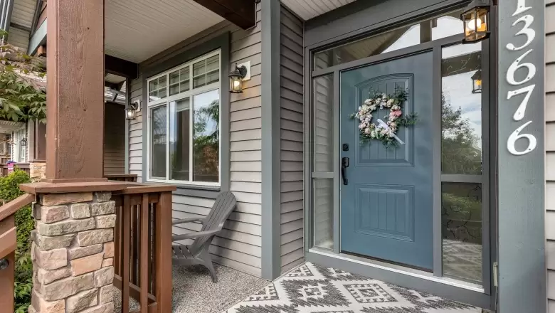 13676 228B STREET image #1