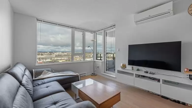 1010 7788 ACKROYD ROAD image #1