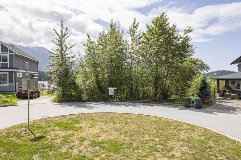 2942 STRANGWAY PLACE, Squamish, BC for sale