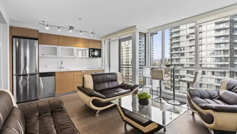 710 10777 UNIVERSITY DRIVE image #1