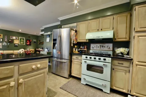 2808 NASH DRIVE image #1