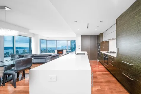 4101 667 HOWE STREET image #2