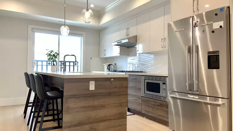 17 9211 MCKIM WAY image #1