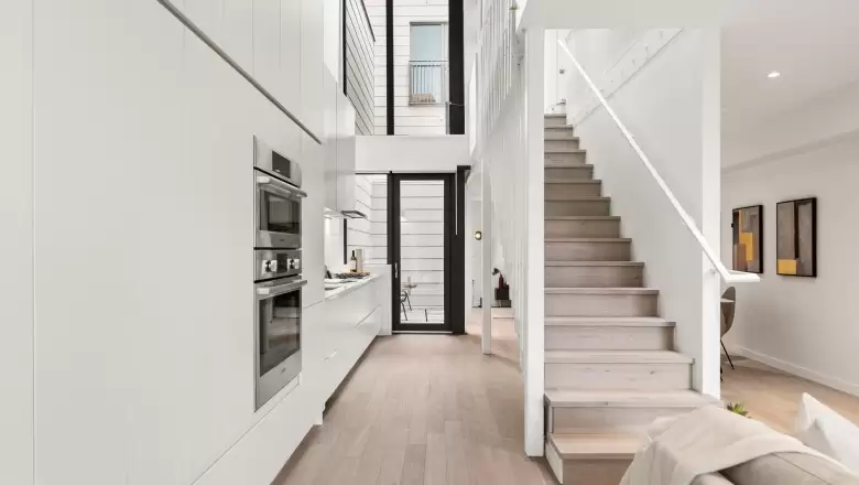 9 8 W 17TH AVENUE image #1