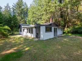 11022 SUNSHINE COAST HIGHWAY, Sunshine Coast, Halfmoon Bay, BC