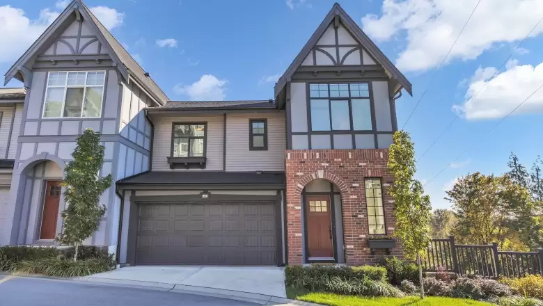 49 3552 VICTORIA DRIVE image #1