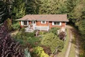 8050 REDROOFFS ROAD, Sunshine Coast, Halfmoon Bay, BC