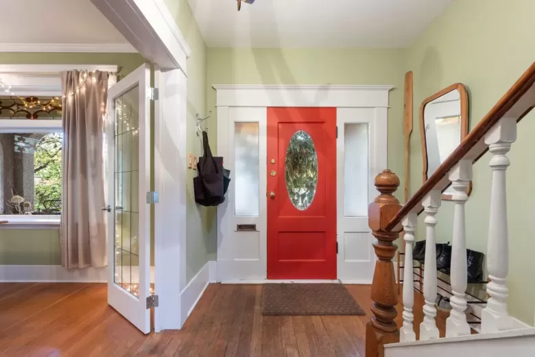 1136 E 10TH AVENUE image #1