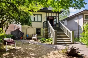 616 E 10TH AVENUE, Vancouver East, Vancouver, BC