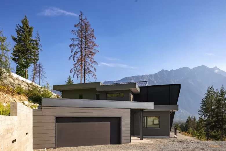 7510 PEBBLE CREEK DRIVE image #1