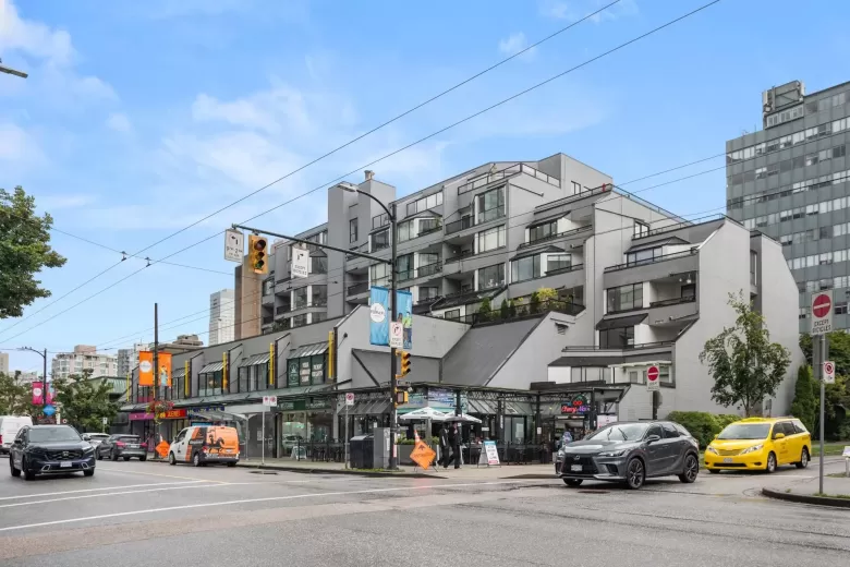 507 1270 ROBSON STREET image #1