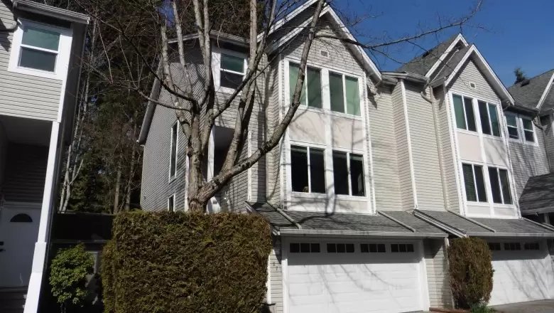 27 2600 BEAVERBROOK CRESCENT image #1