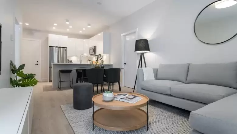 211 19825 54 AVENUE image #1