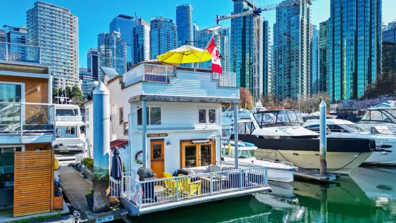 C38 1525 COAL HARBOUR QUAY image #1