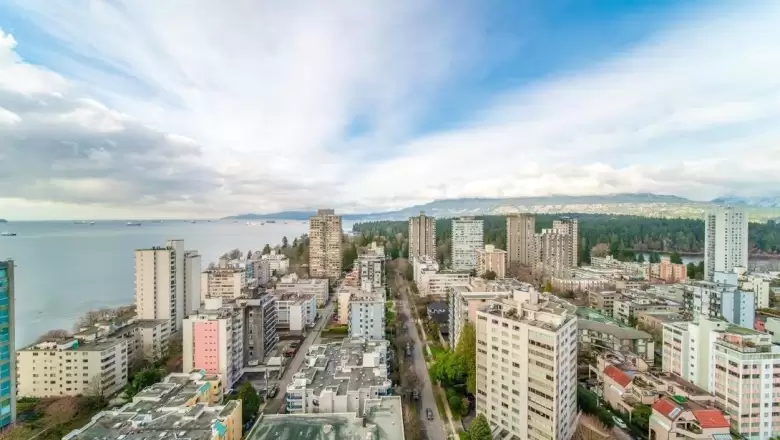 403 1850 COMOX STREET image #1