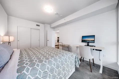 912 8160 MCMYN WAY image #2