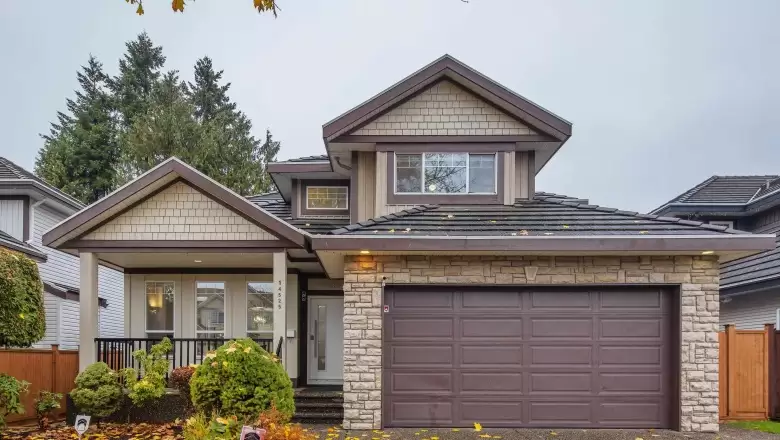 14525 74A AVENUE image #1