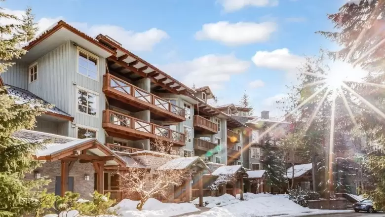213 G3 4653 BLACKCOMB WAY image #1