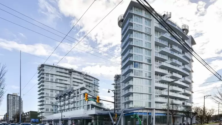 507 4638 GLADSTONE STREET image #1