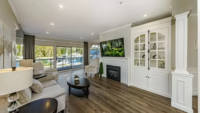 101 4753 W RIVER ROAD image #1