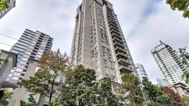 507 969 RICHARDS STREET image #1