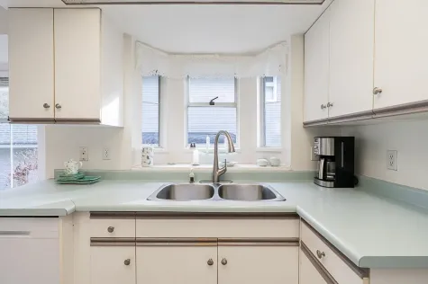 9292 GOLDHURST TERRACE image #3