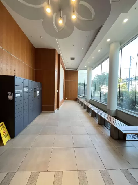 916 7988 ACKROYD ROAD image #1