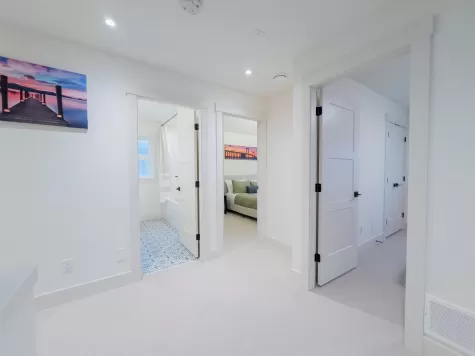 19756 75B AVENUE image #2