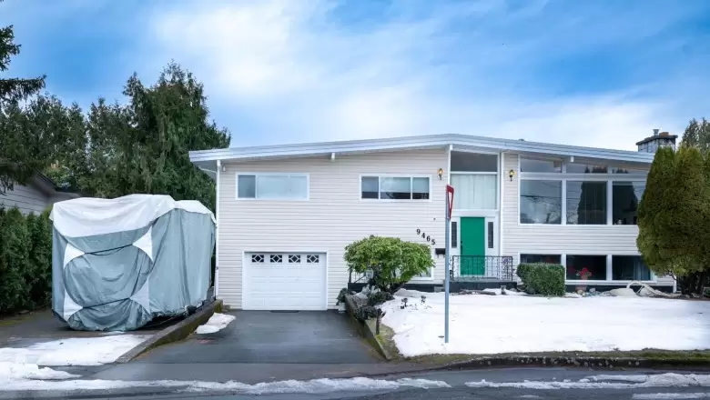 9465 WINDSOR STREET image #1