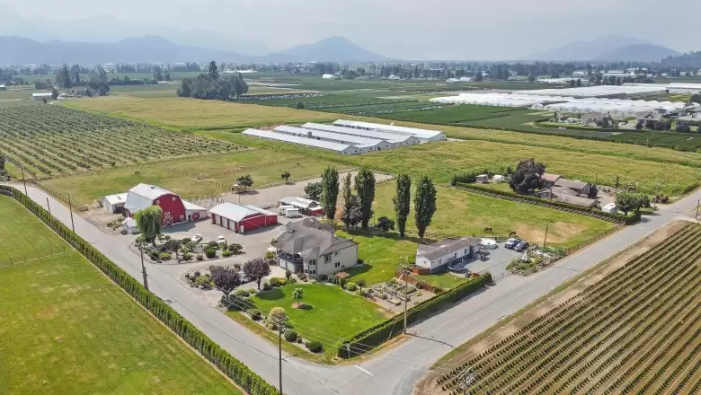 49482 CASTLEMAN ROAD, Chilliwack, BC for sale