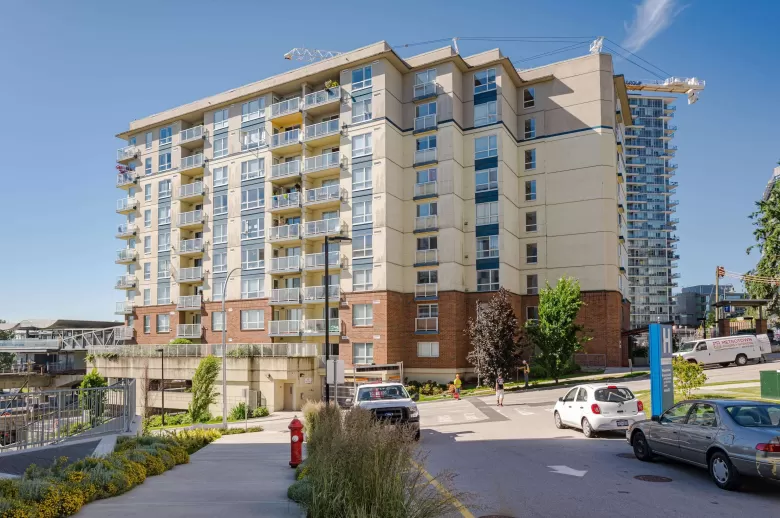 808 200 KEARY STREET image #1