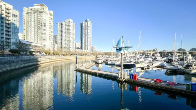 603 1201 MARINASIDE CRESCENT, Vancouver, BC for sale